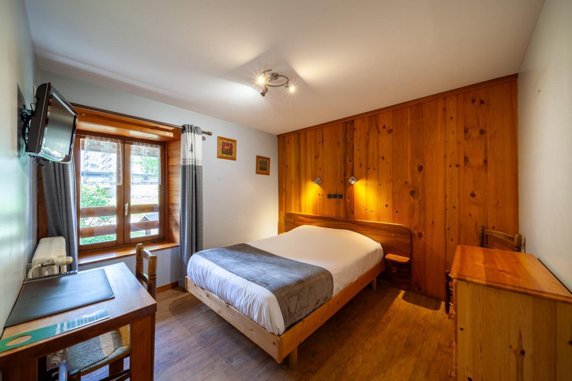 Auberge Des Montauds - Hotel & Restaurant Villard-de-Lans Phòng bức ảnh