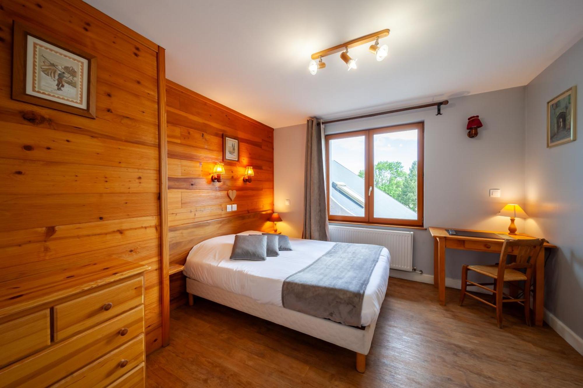 Auberge Des Montauds - Hotel & Restaurant Villard-de-Lans Phòng bức ảnh