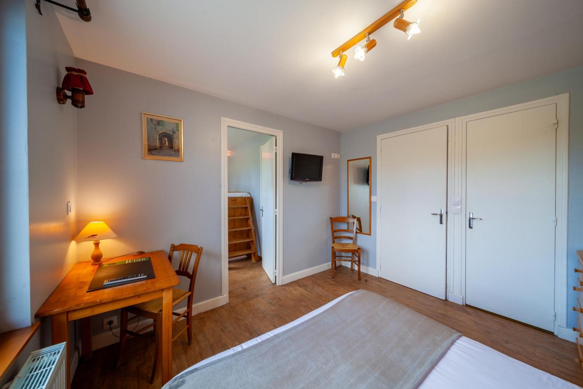 Auberge Des Montauds - Hotel & Restaurant Villard-de-Lans Phòng bức ảnh