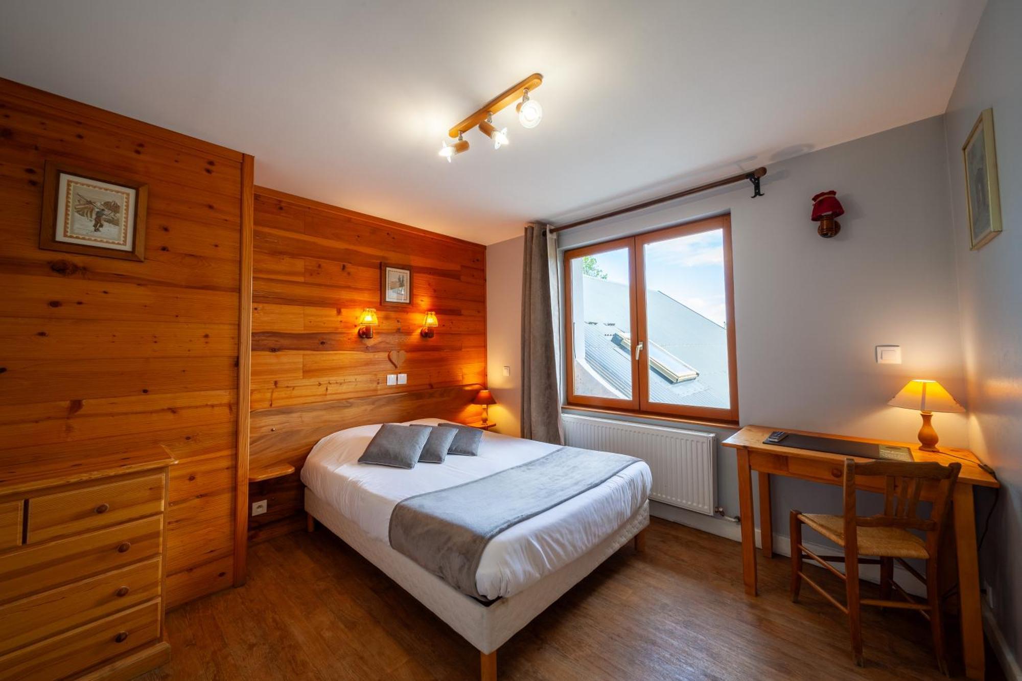 Auberge Des Montauds - Hotel & Restaurant Villard-de-Lans Phòng bức ảnh